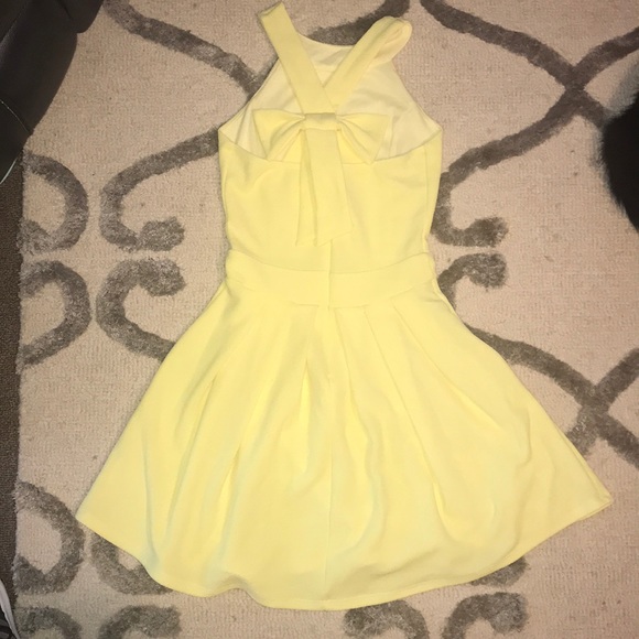 Size small dress - Picture 2 of 5